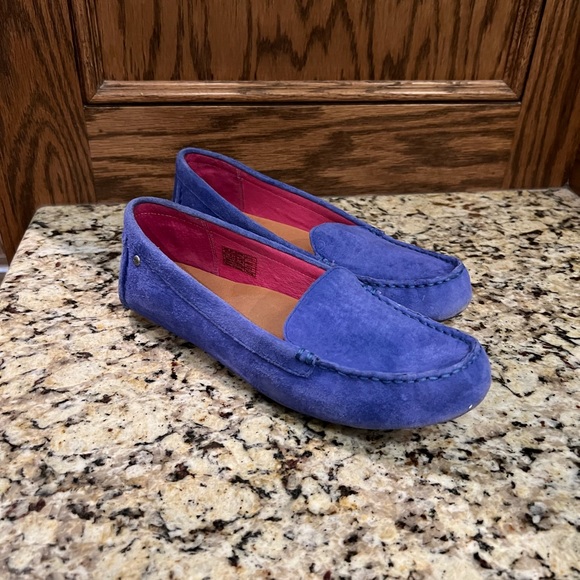 UGG suede loafer - Picture 1 of 6